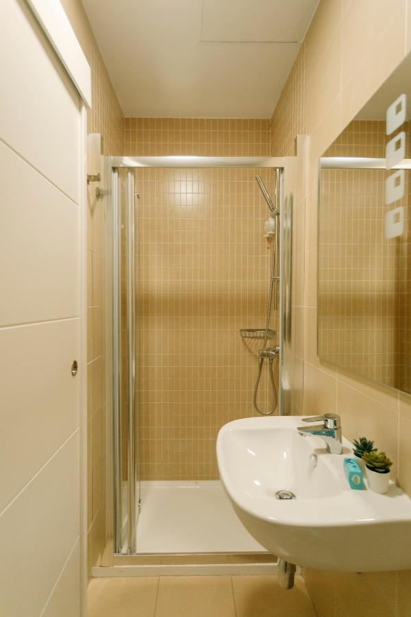 Apartament O&l Lumbreras: Bright Duplex With Private Terrace *